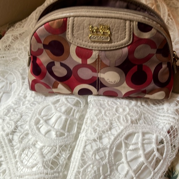 COACH MAKEUP BAG - Picture 2 of 8